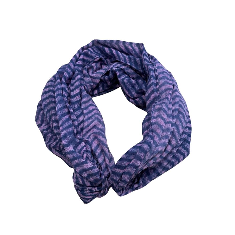 American Eagle purple infinity scarf